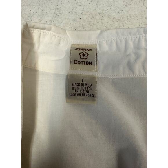 Johnny Cotton Womens Shirt S Button Up Colorful Embroidered White Floral LS D25 - Picture 4 of 6